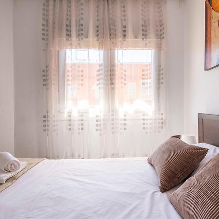 Апартаменты 5 Min To The Sea And 15 Min To Barcelona Center Сан-Адриан-де-Бесос Экстерьер фото