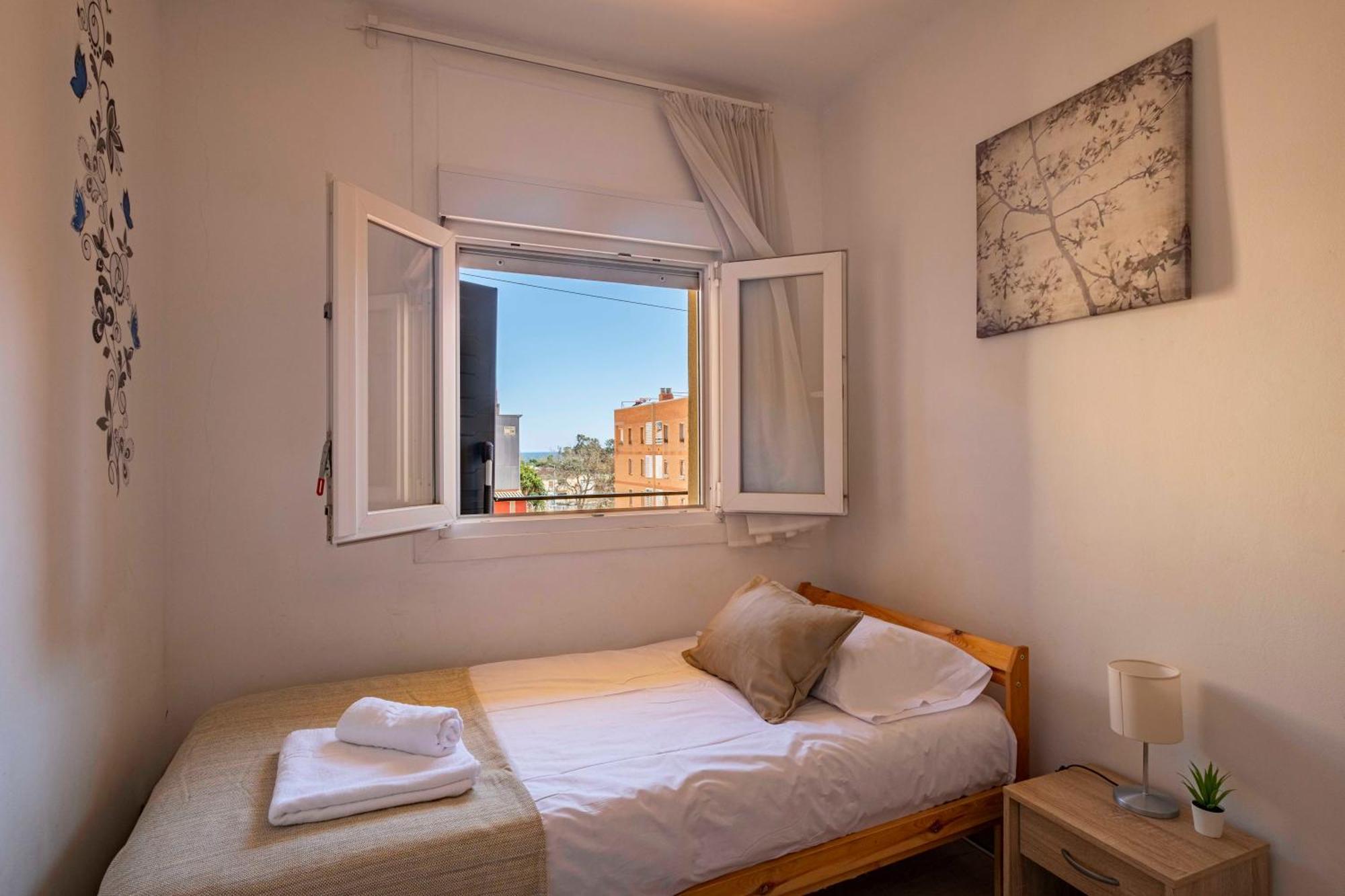 Апартаменты 5 Min To The Sea And 15 Min To Barcelona Center Сан-Адриан-де-Бесос Экстерьер фото