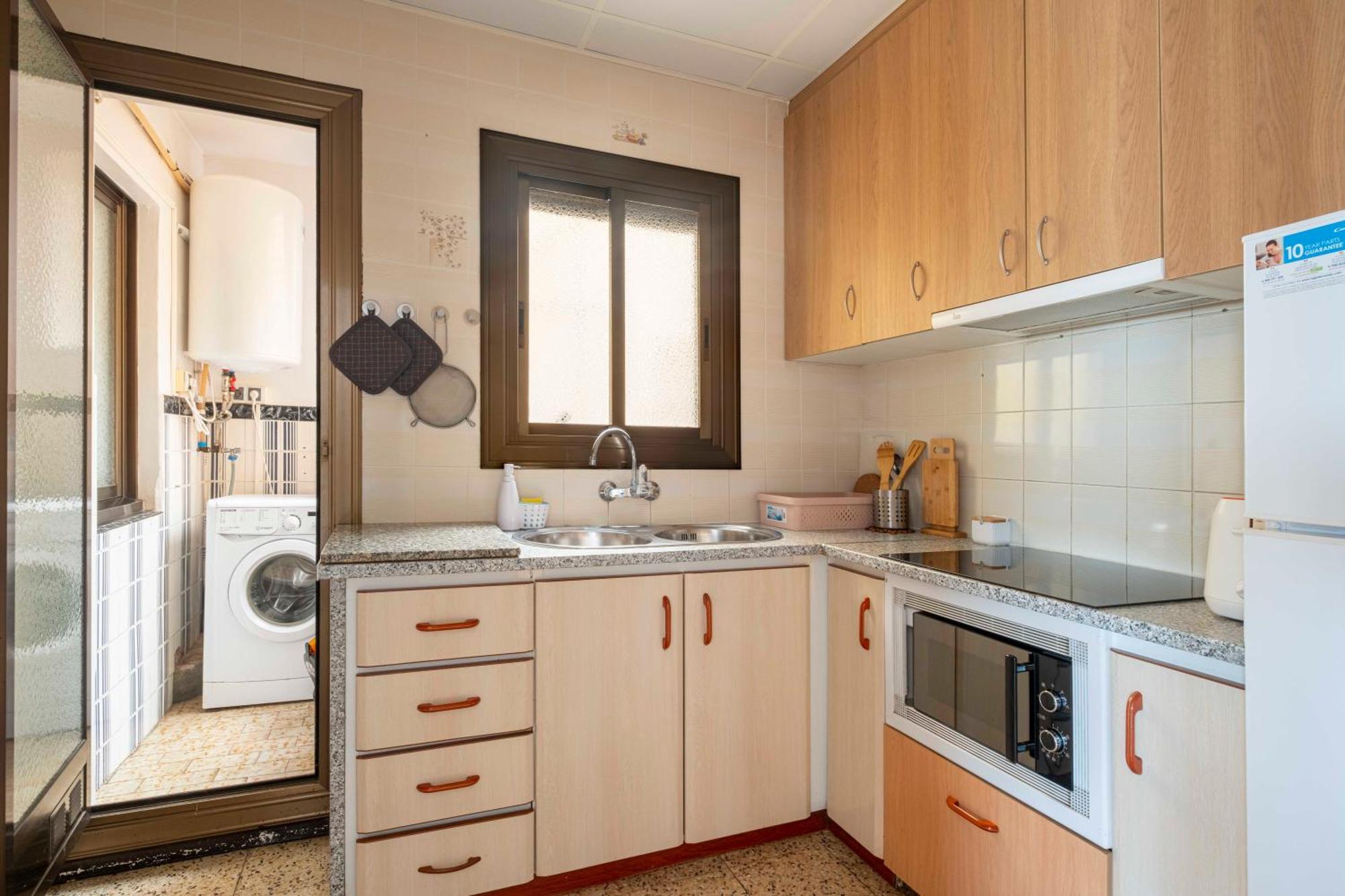 Апартаменты 5 Min To The Sea And 15 Min To Barcelona Center Сан-Адриан-де-Бесос Экстерьер фото